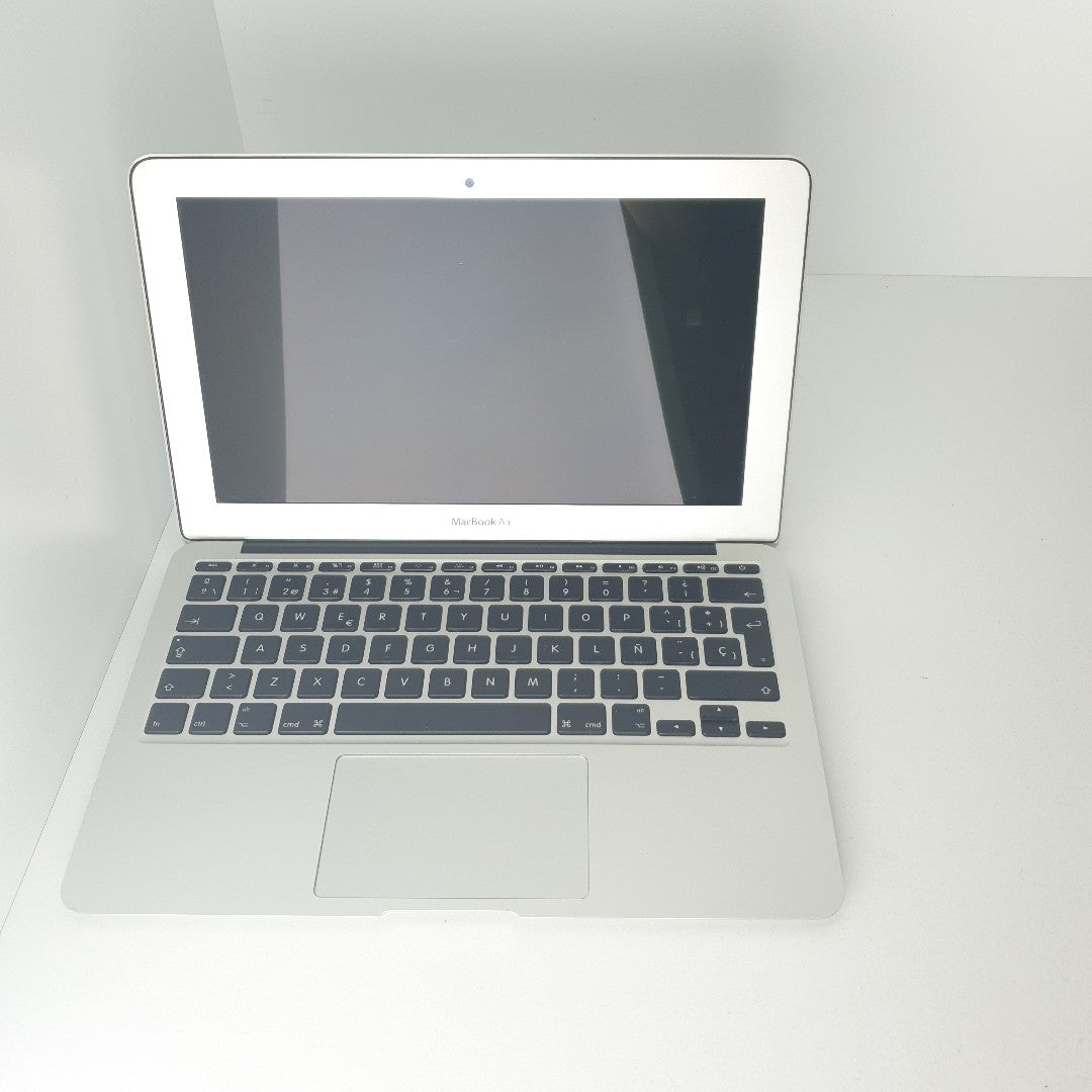 LAPTOP APPLE MACBOOK AIR 11" 2014 1.4 A1465 256 GB SSD 4 GB RAM (SEMINUEVO)
