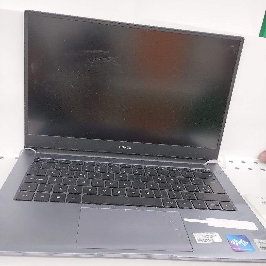 LAPTOP HONOR MAGICBOOK X14 NBR-WAH9 (2021) 512 GB SSD 8 GB RAM (SEMINUEVO)