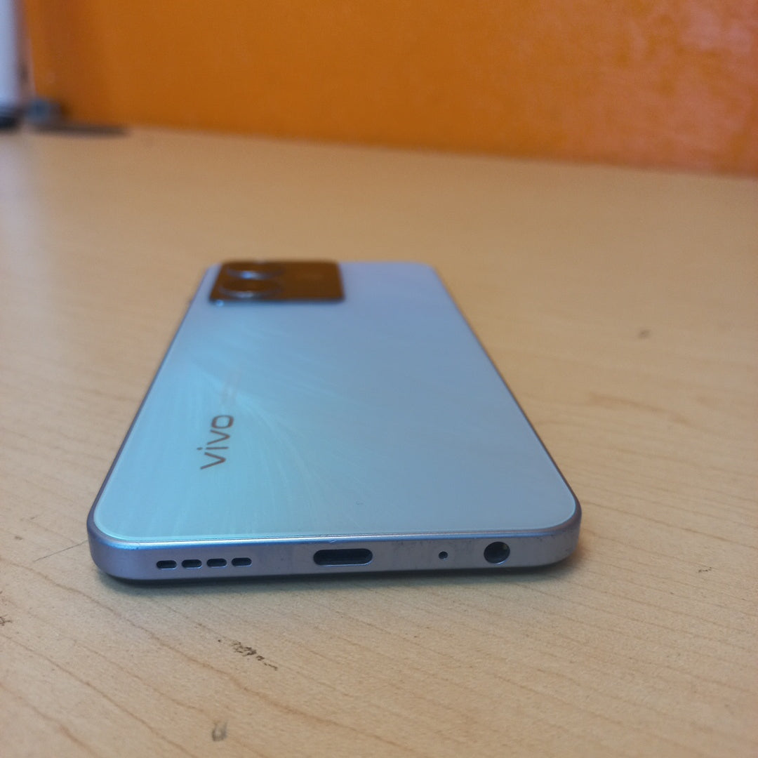 CELULAR VIVO Y22S V2206 128 GB 4 GB RAM (SEMINUEVO)