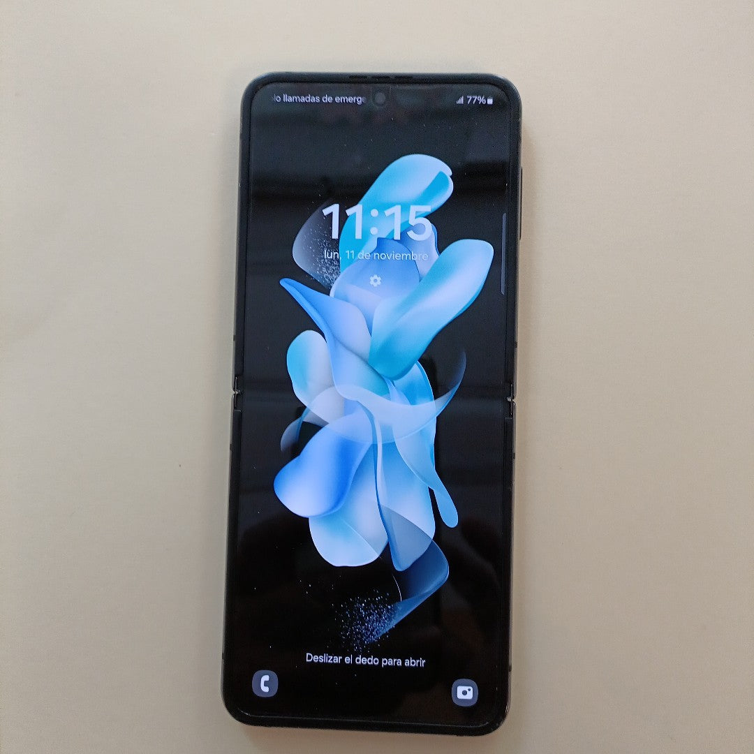 CELULAR SAMSUNG GALAXY Z FLIP4 SM-F721U1 128 GB 8 GB RAM (SEMINUEVO)