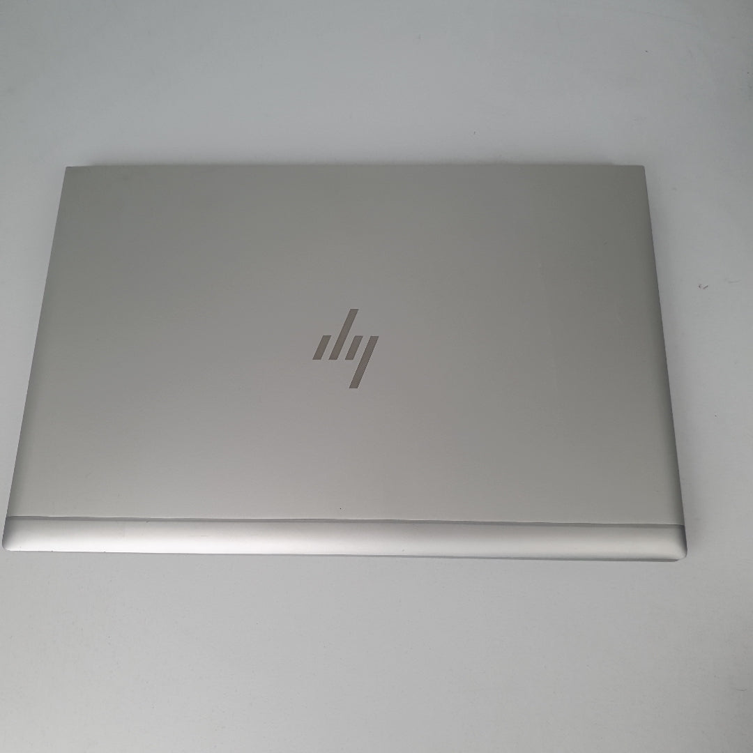 LAPTOP HP ELITEBOOK 840 G8 (2023) 256 GB SSD 16 GB RAM (SEMINUEVO)