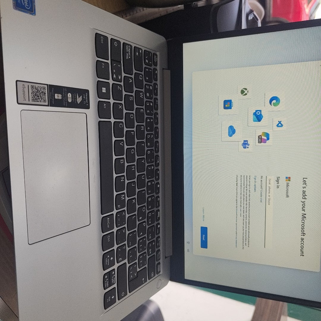 LAPTOP LENOVO IDEAPAD 1 14IGL7 (2022) 128 GB SSD 4 GB RAM (SEMINUEVO)