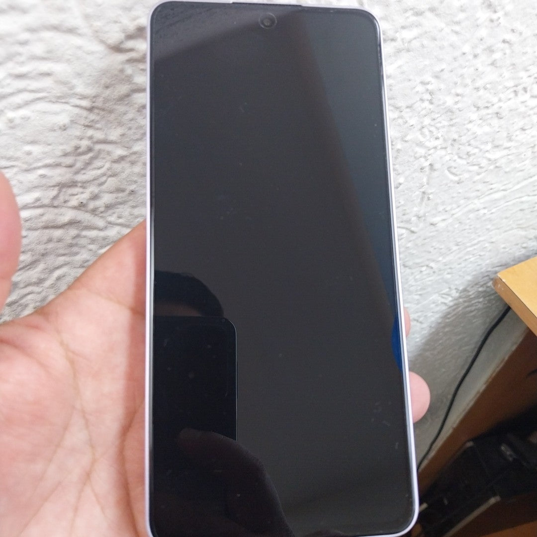 CELULAR OPPO RENO 13F 5G CPH2699 (2025) 256 GB 12 GB RAM (SEMINUEVO)