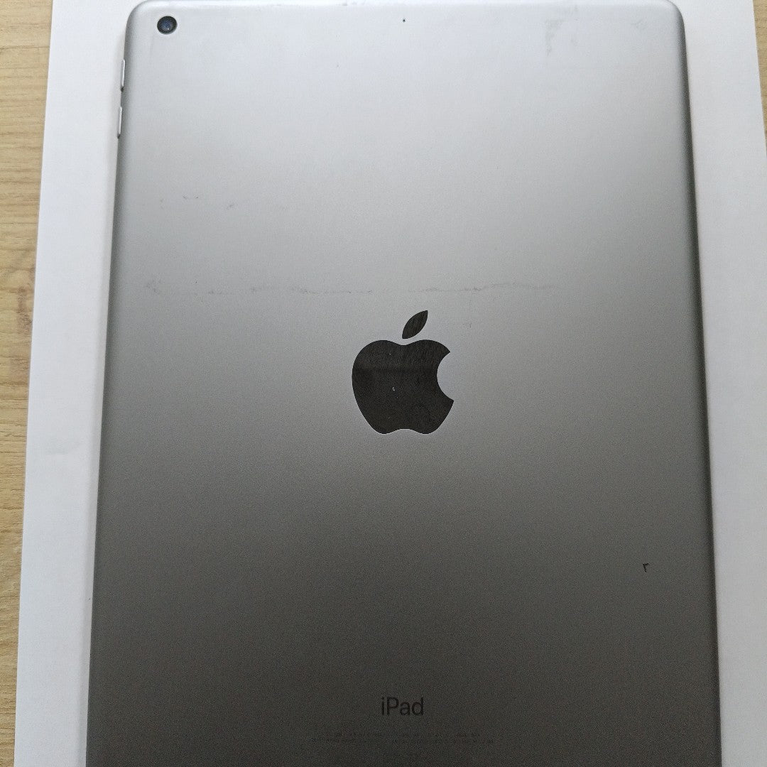 TABLETA APPLE IPAD 6 A1893 128 GB 2 GB RAM (SEMINUEVO)