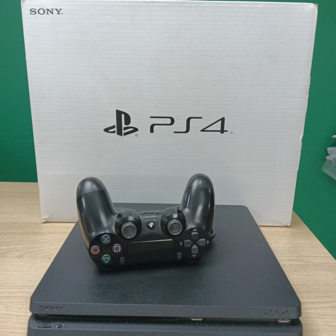 CONSOLA DE VIDEOJUEGO SONY PS4 SLIM 1 TB (SEMINUEVO)
