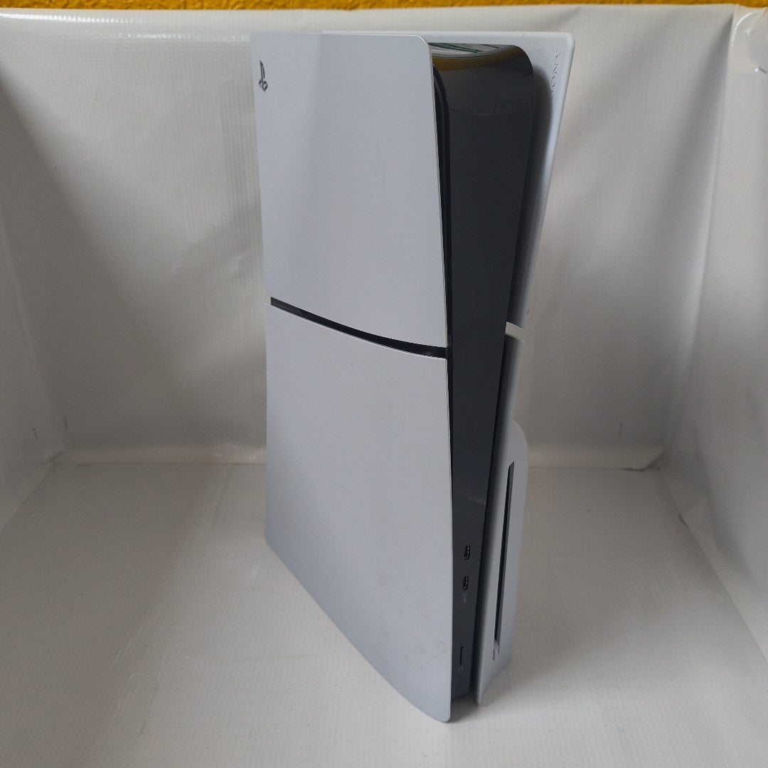 CONSOLA DE VIDEOJUEGO SONY PS5 SLIM 1 TB SSD (SEMINUEVO)
