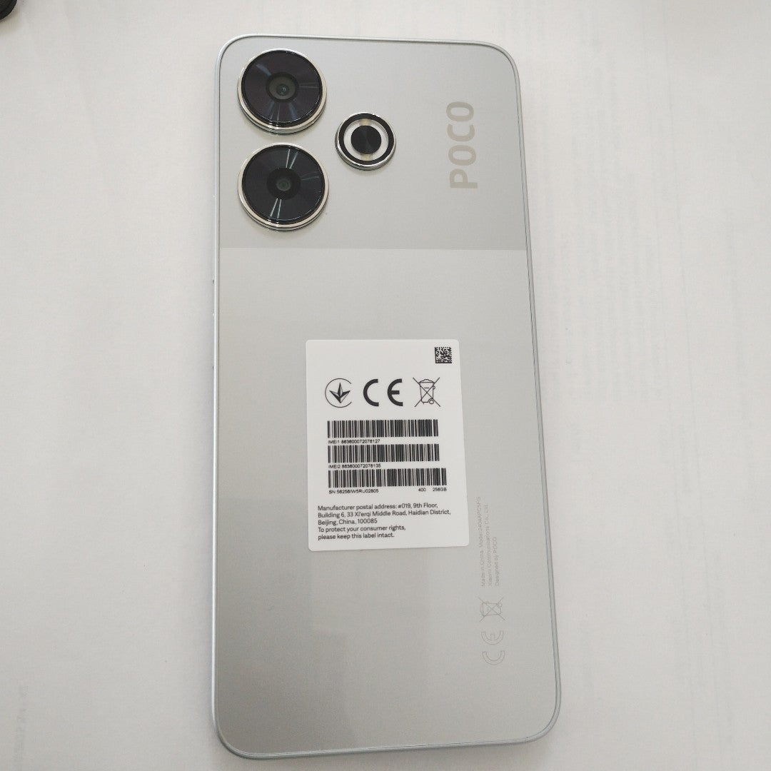 CELULAR XIAOMI POCO M6 2404APC5FG (2023) 256 GB 8 GB RAM (SEMINUEVO)