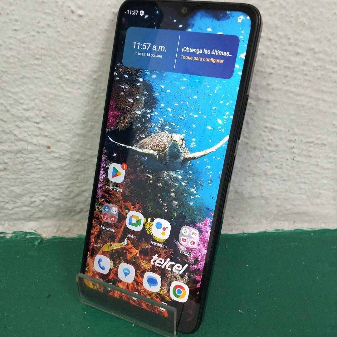 CELULAR XIAOMI REDMI A3 2312CRNCCL (2024) 64 GB 3 GB RAM (SEMINUEVO)