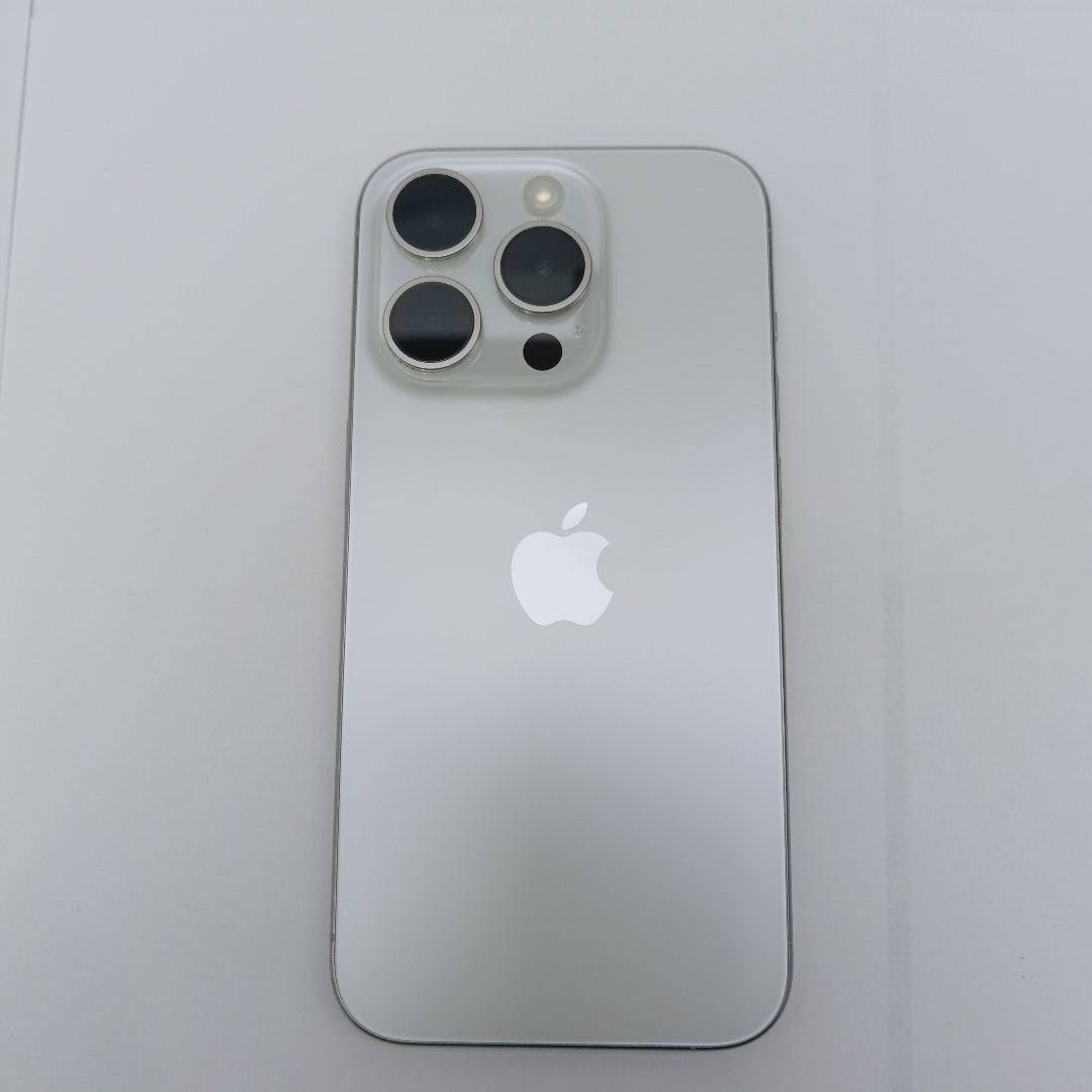 CELULAR APPLE IPHONE 15 PRO A3101 128 GB 8 GB RAM (SEMINUEVO)