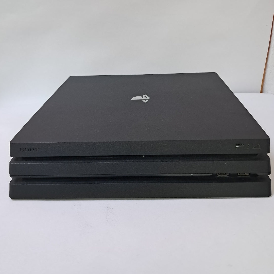 CONSOLA DE VIDEOJUEGO SONY PS4 PRO 1 TB (SEMINUEVO)