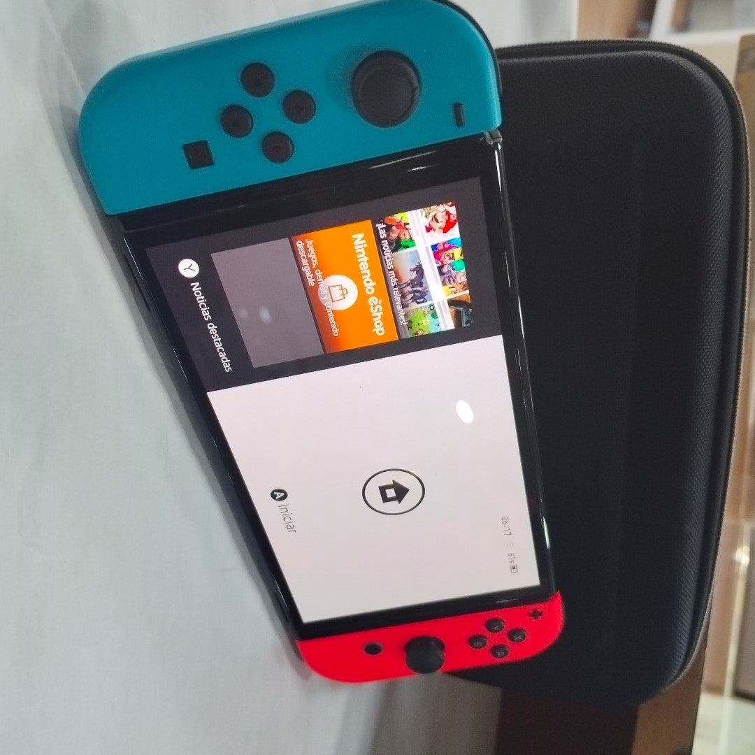 CONSOLA DE VIDEOJUEGO NINTENDO SWITCH OLED 64 GB (SEMINUEVO)