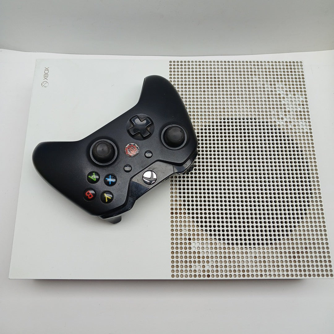 CONSOLA DE VIDEOJUEGO MICROSOFT XBOX ONE S 500 GB  (SEMINUEVO)