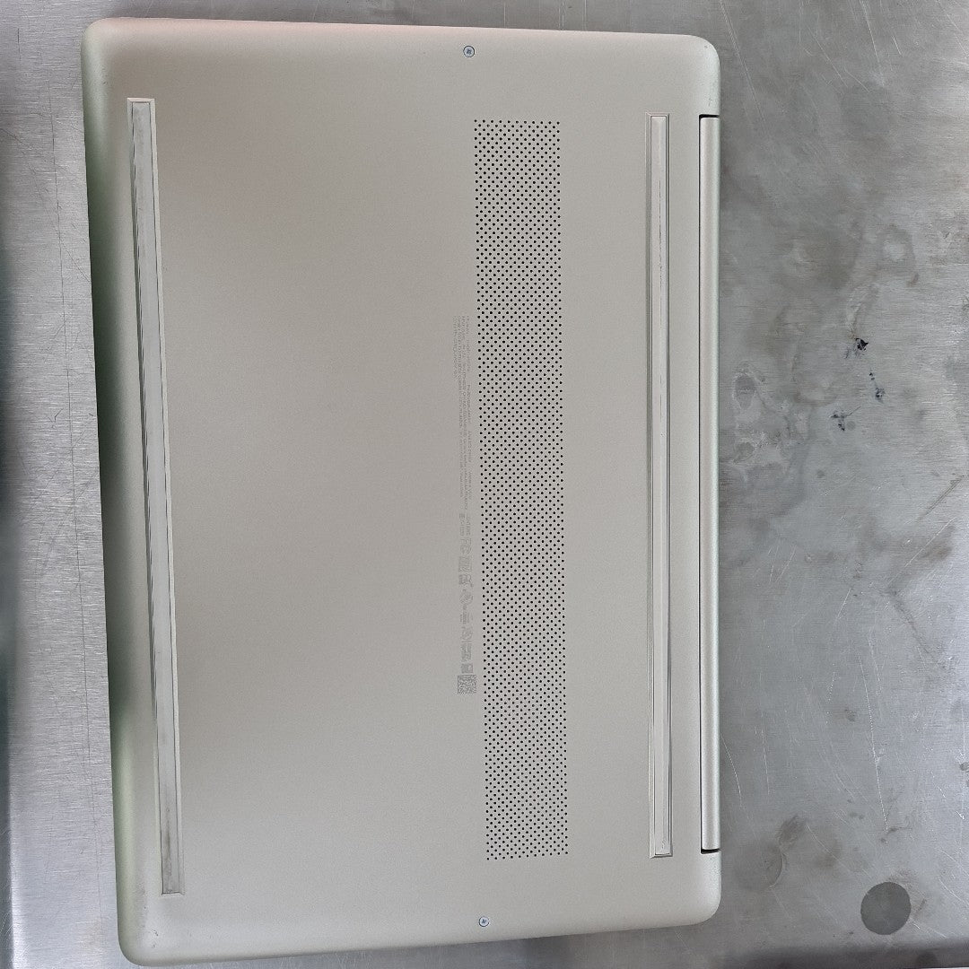 LAPTOP HP 15-EF2505LA (2023) (SEMINUEVO)