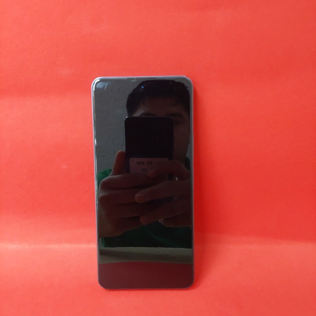 CELULAR VIVO Y36 V2247 256 GB 8 GB RAM (SEMINUEVO)