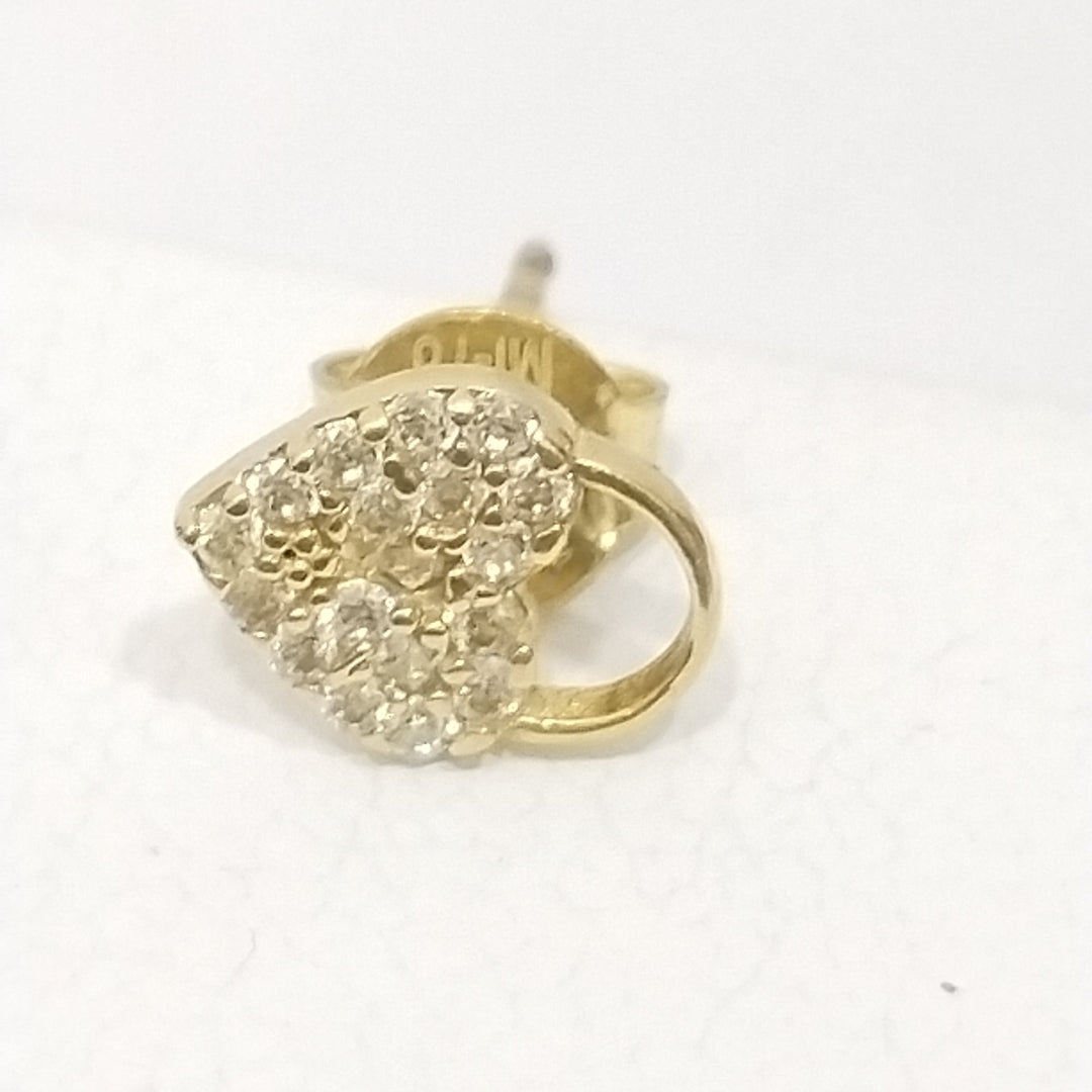 10182BRO00000B648 FRD5 BROQUEL DE CORAZON TIPO CANDADO CON CIRCONIAS ORO 14K 1.1GRS (NUEVO)