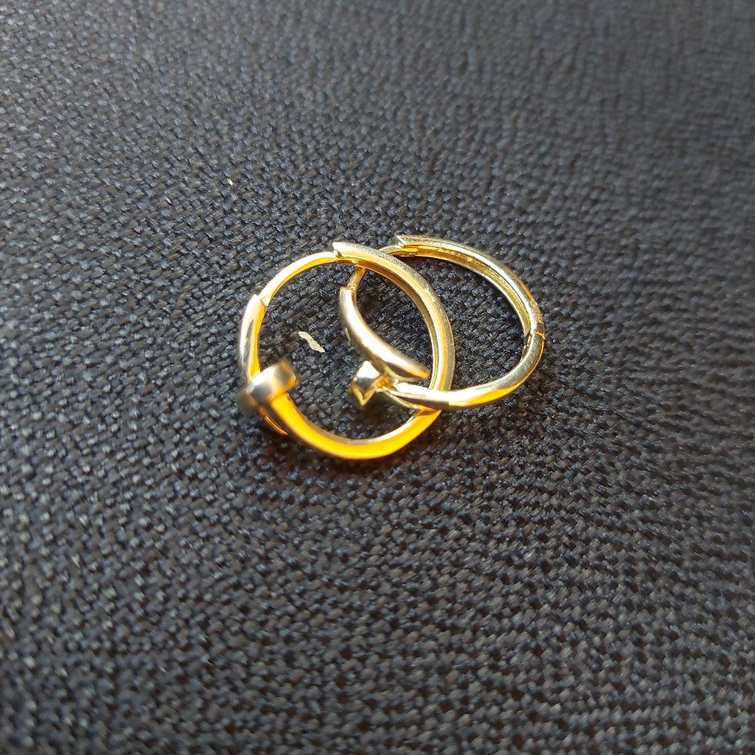 HUGGIES ORO 14K 3.2 (NUEVO)