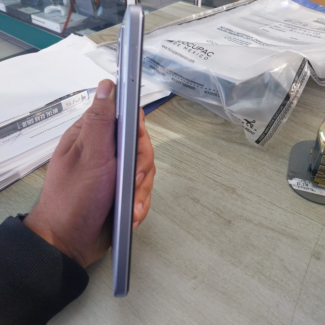 CELULAR OPPO A79 CPH2557 (2023) 256 GB 8 GB RAM (SEMINUEVO)