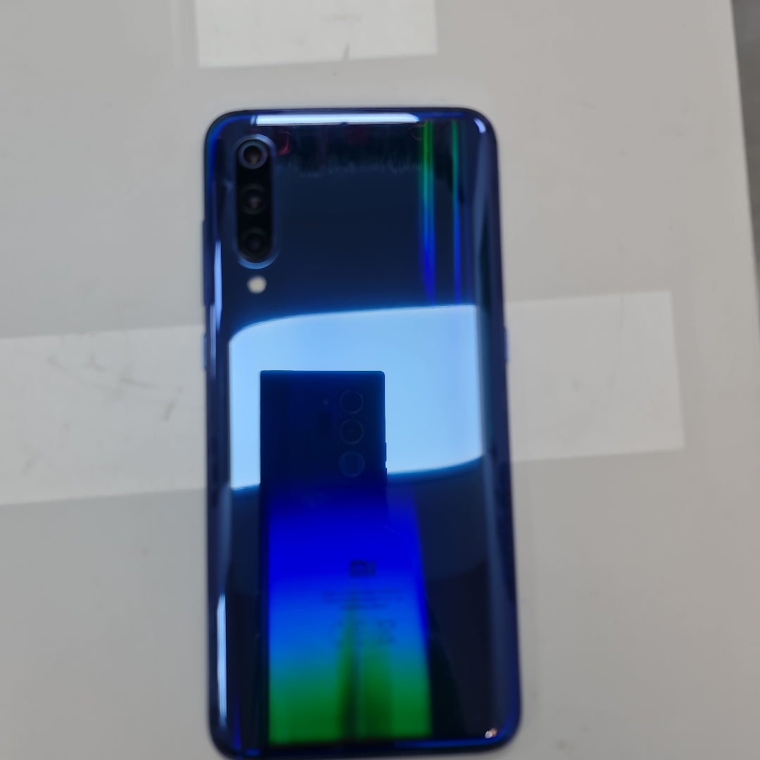 CELULAR XIAOMI MI 9 M1902F1G 128 GB 6 GB RAM (SEMINUEVO)