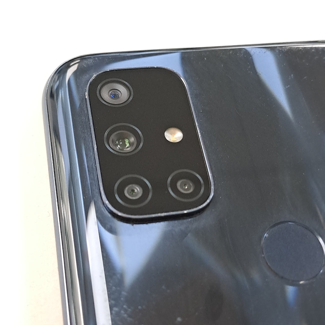 CELULAR ONE PLUS NORD N10 5G BE2029 128 GB 6 GB RAM (SEMINUEVO)