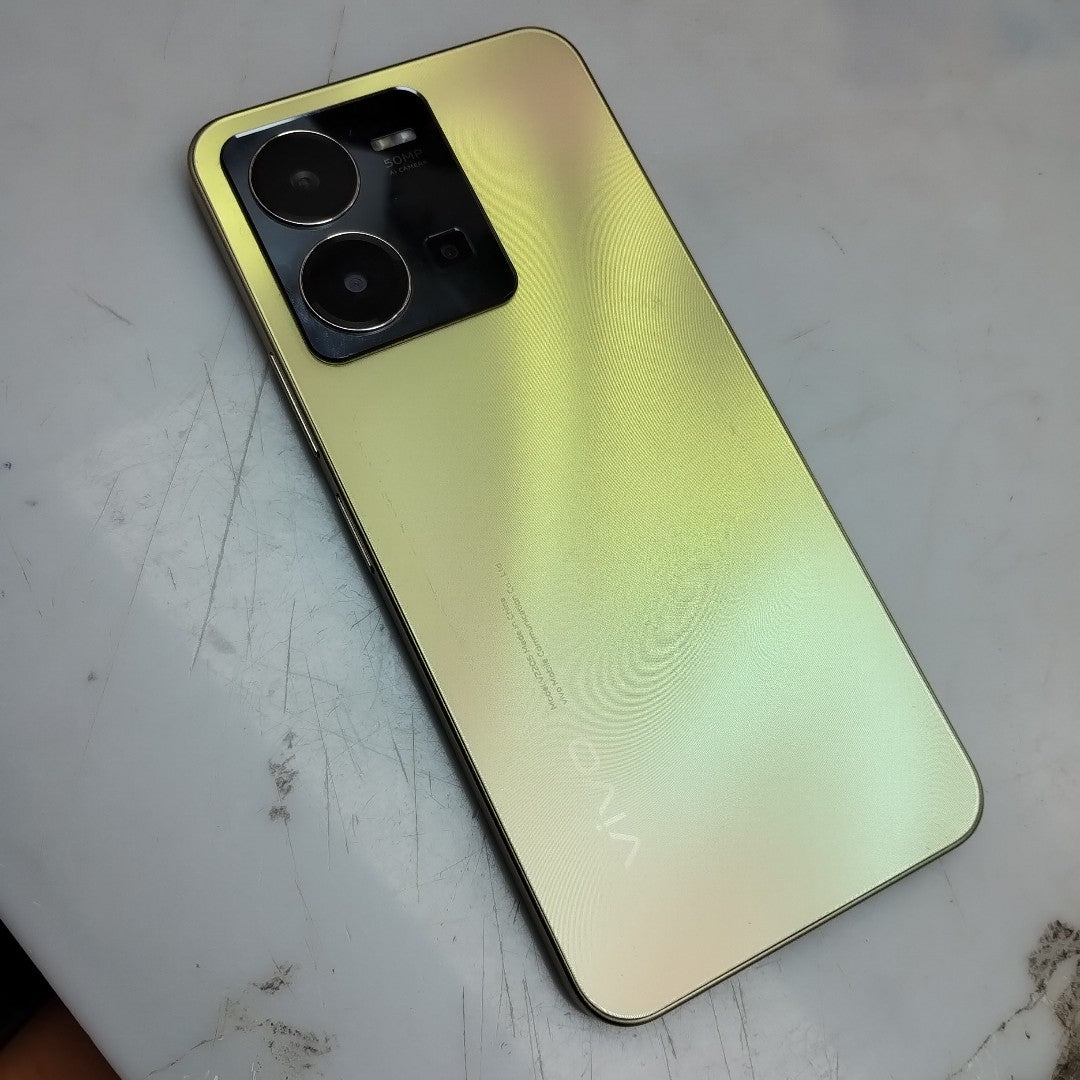 CELULAR VIVO Y35 V2205 128 GB 8 GB RAM (SEMINUEVO)
