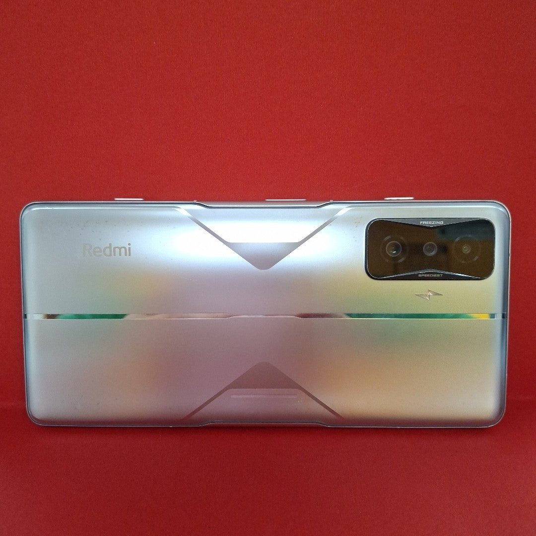 CELULAR XIAOMI POCO F4 GT 21121210G 256 GB 12 GB RAM (SEMINUEVO)