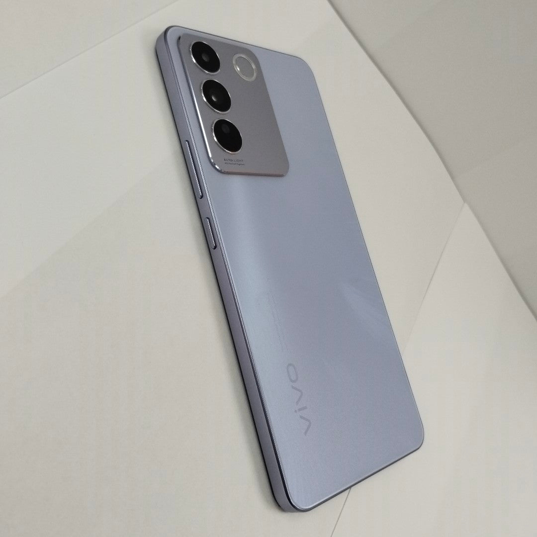CELULAR VIVO V25E V2242 (2022) 256 GB 8 GB RAM (SEMINUEVO)
