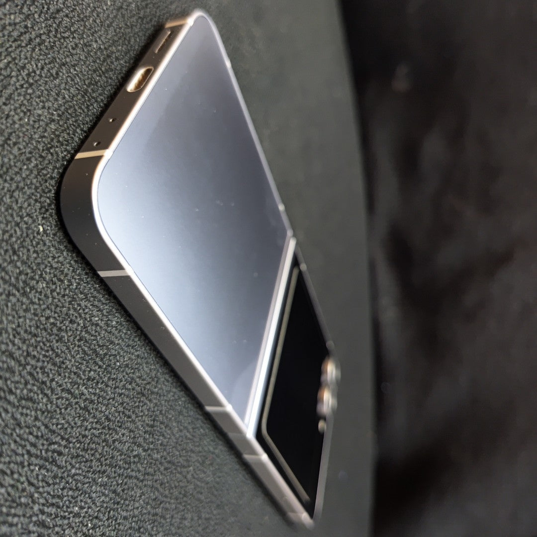 CELULAR SAMSUNG GALAXY Z FLIP6 SM-F741B (2024) 512 GB 12 GB RAM (SEMINUEVO)