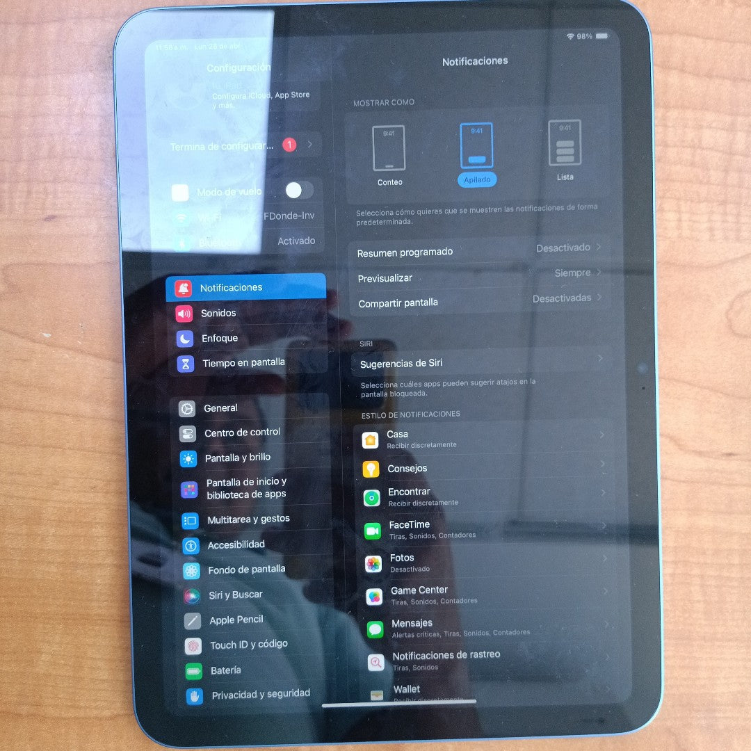 TABLETA APPLE IPAD 10 A2696 256 GB 4 GB RAM (SEMINUEVO)