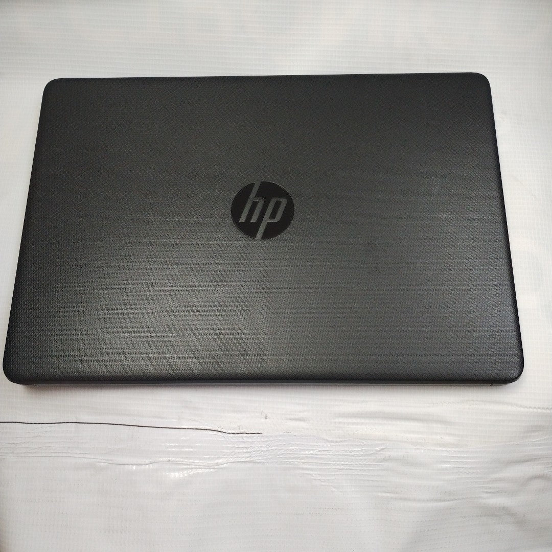 LAPTOP HP 14-DQ0509LA (2023) 128 GB SSD 4 GB RAM (SEMINUEVO)