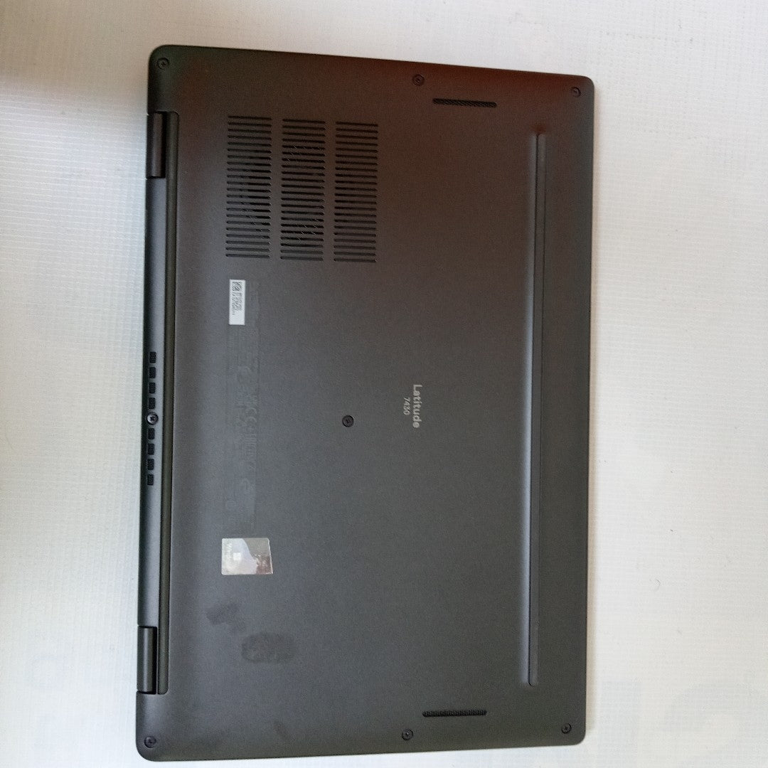 LAPTOP DELL LATITUDE 7430 (2022) 512 GB SSD 16 GB RAM (SEMINUEVO)