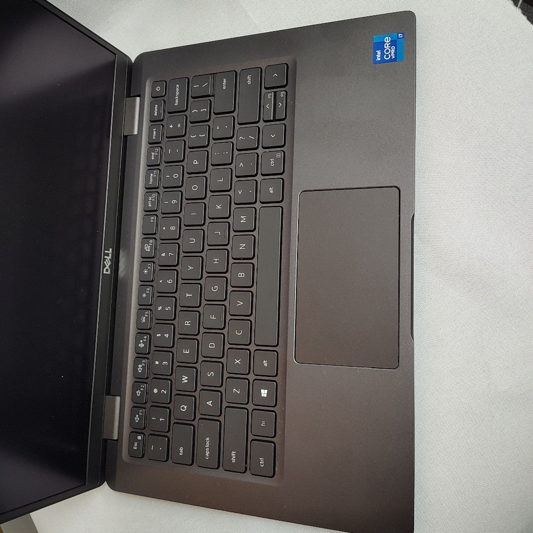 LAPTOP DELL LATITUDE 7320 DETACHABLE (2022) 256 GB SSD 16 GB RAM (SEMINUEVO)