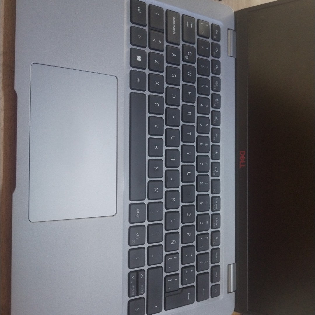 LAPTOP DELL LATITUDE 5420 (2022) 256 GB SSD 8 GB RAM (SEMINUEVO)