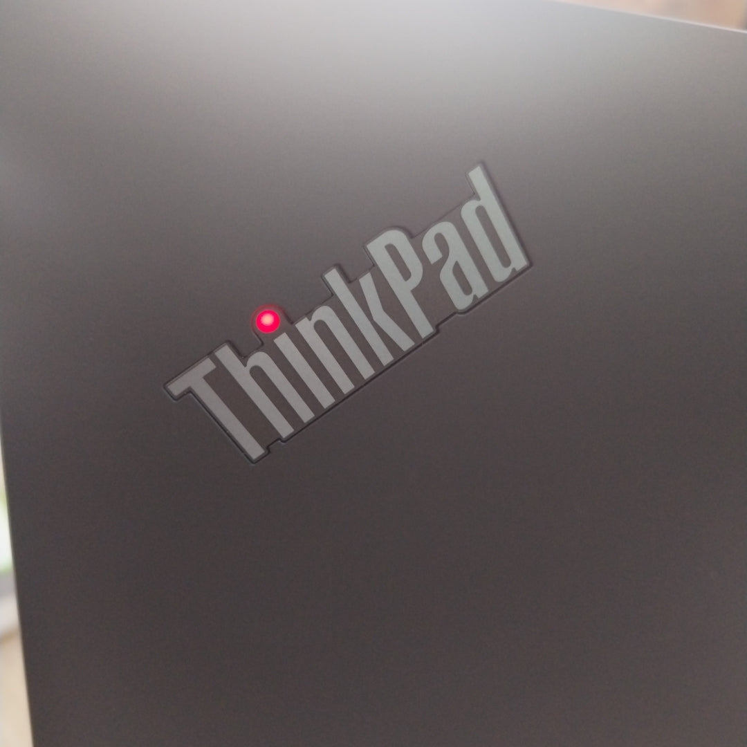 LAPTOP LENOVO THINKPAD L15 GEN 4 (2024) 1 TB 16 GB RAM (SEMINUEVO)