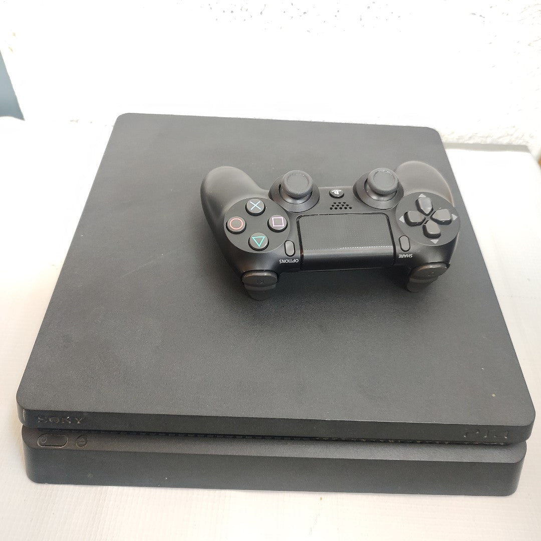 CONSOLA DE VIDEOJUEGO SONY PS4 SLIM 1 TB (SEMINUEVO)