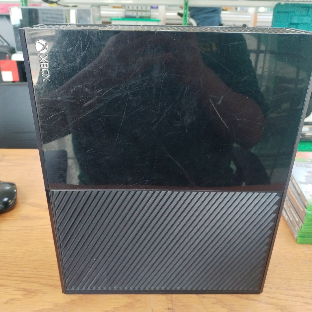 CONSOLA DE VIDEOJUEGO MICROSOFT XBOX ONE 1 TB (SEMINUEVO)