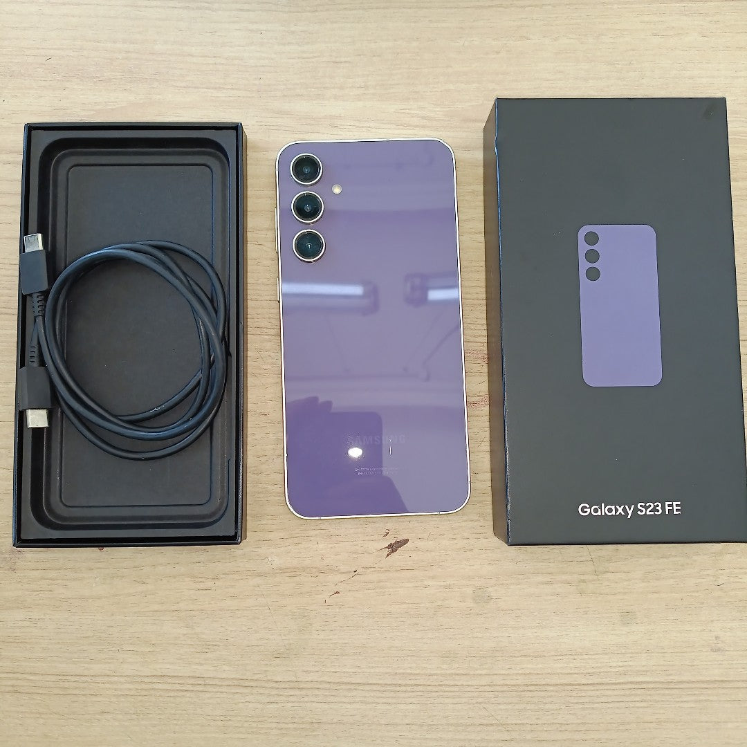 CELULAR SAMSUNG GALAXY S23 FE SM-S711B (2023) 256 GB 8 GB RAM (SEMINUEVO)