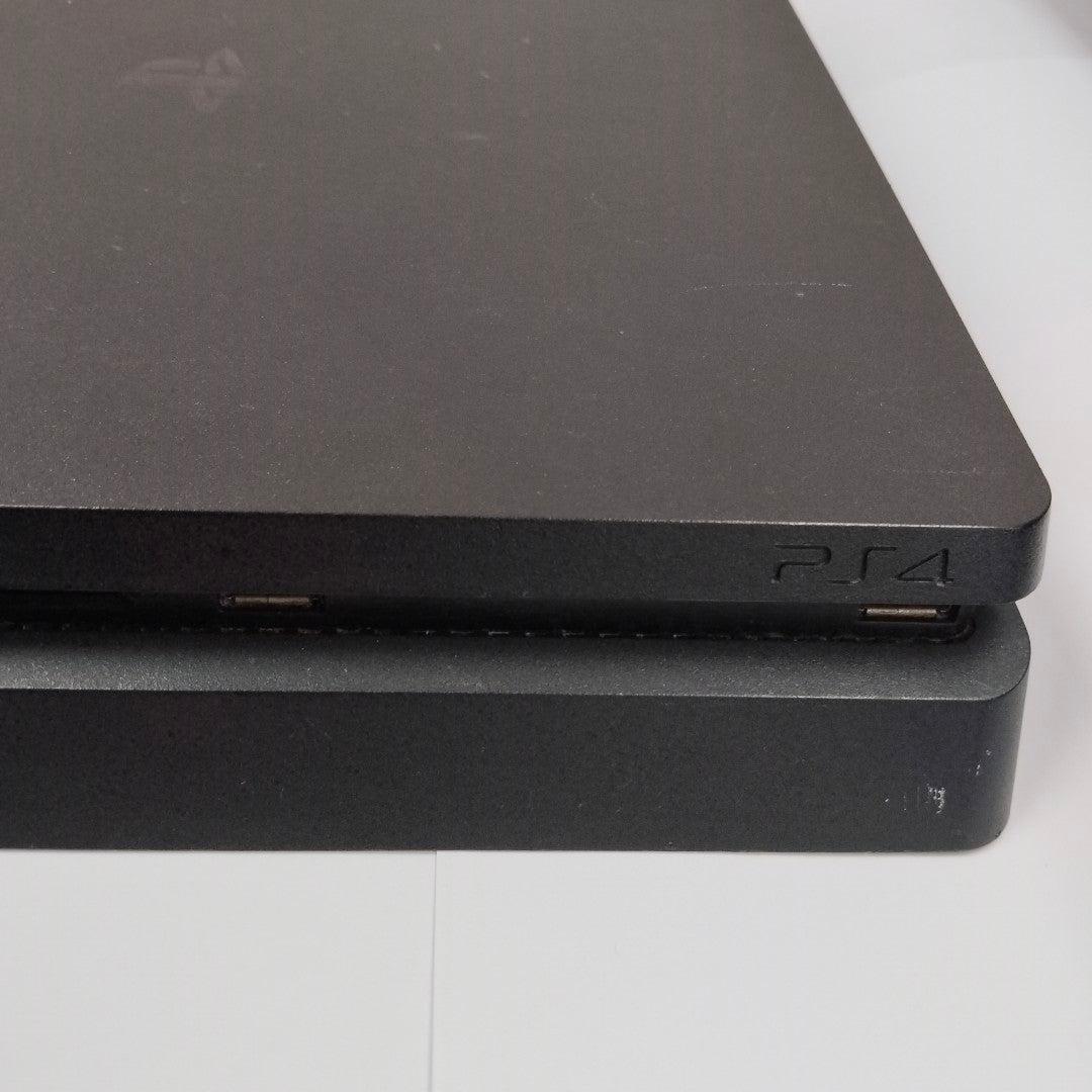 CONSOLA DE VIDEOJUEGO SONY PS4 SLIM 1 TB (SEMINUEVO)