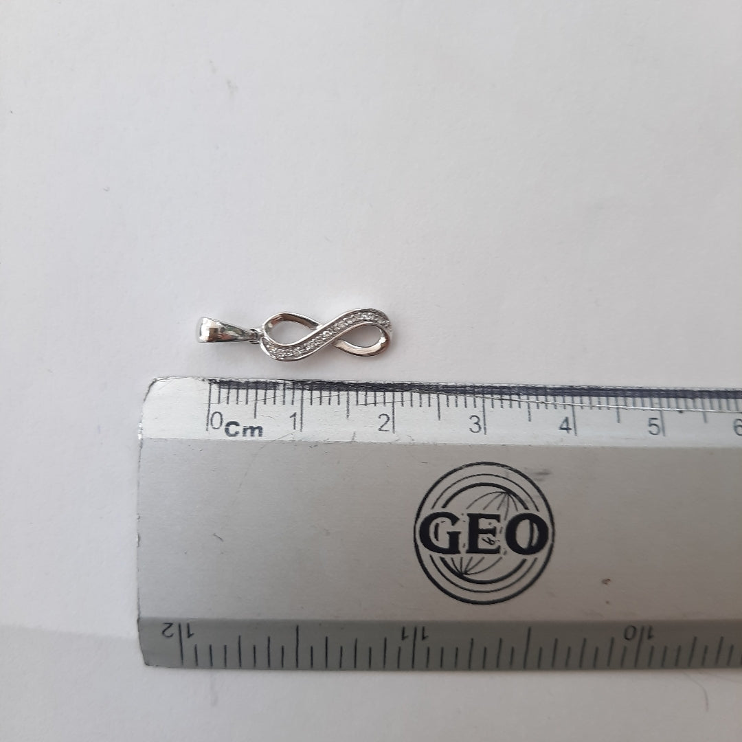 DIJE. ORO. 14 K 0.9 GRMS (SEMINUEVO)