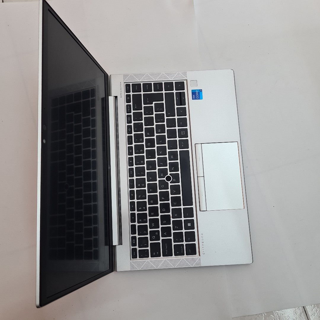 LAPTOP HP ELITEBOOK 840 G8 (2022) (SEMINUEVO)