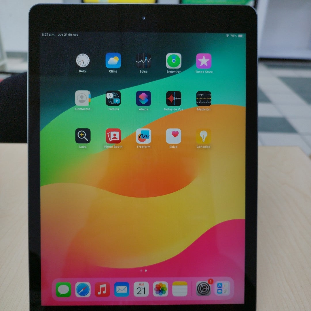 TABLETA APPLE IPAD 7 A2197 32 GB 3 GB RAM (SEMINUEVO)