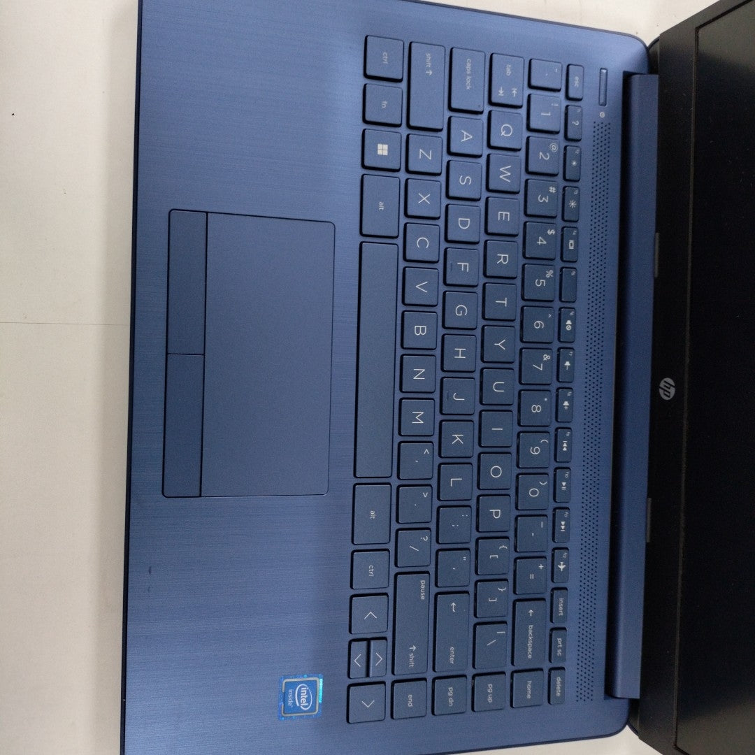 LAPTOP HP STREAM 14-CF2112WM (2024) 64 GB SSD 4 GB RAM (SEMINUEVO)