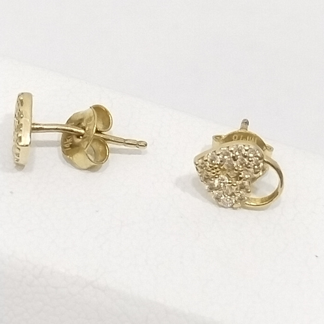 10182BRO00000B648 FRD5 BROQUEL DE CORAZON TIPO CANDADO CON CIRCONIAS ORO 14K 1.1GRS (NUEVO)