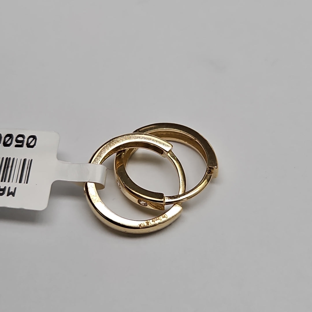 HUGGIES ORO 14K 1.5 (NUEVO)