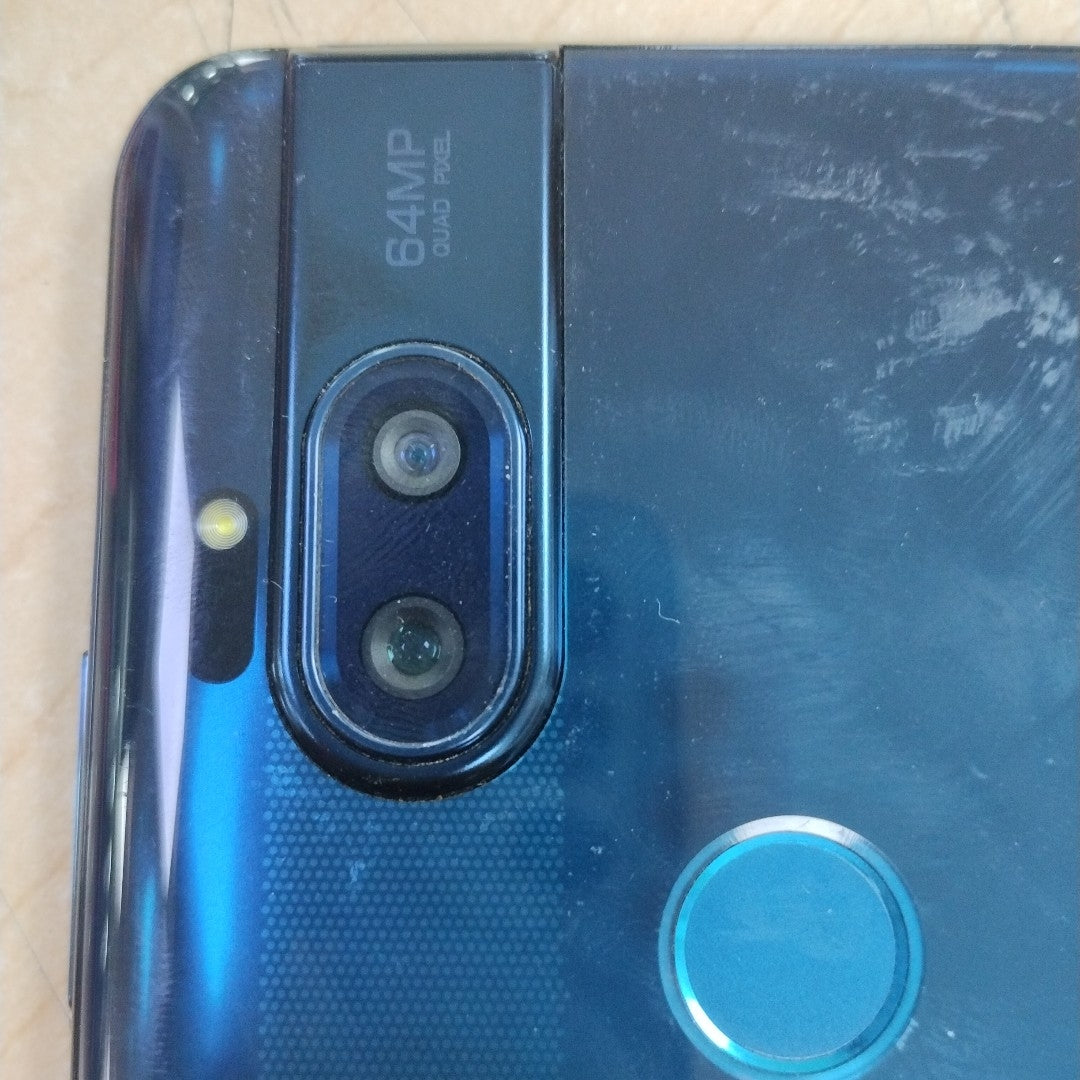 CELULAR MOTOROLA MOTO ONE HYPER XT2027-1 128 GB 4 GB RAM (SEMINUEVO)