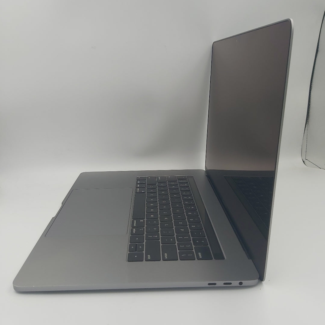 LAPTOP APPLE MACBOOK PRO 15" 2019 2.6 A1990 512 GB SSD 16 GB RAM (SEMINUEVO)