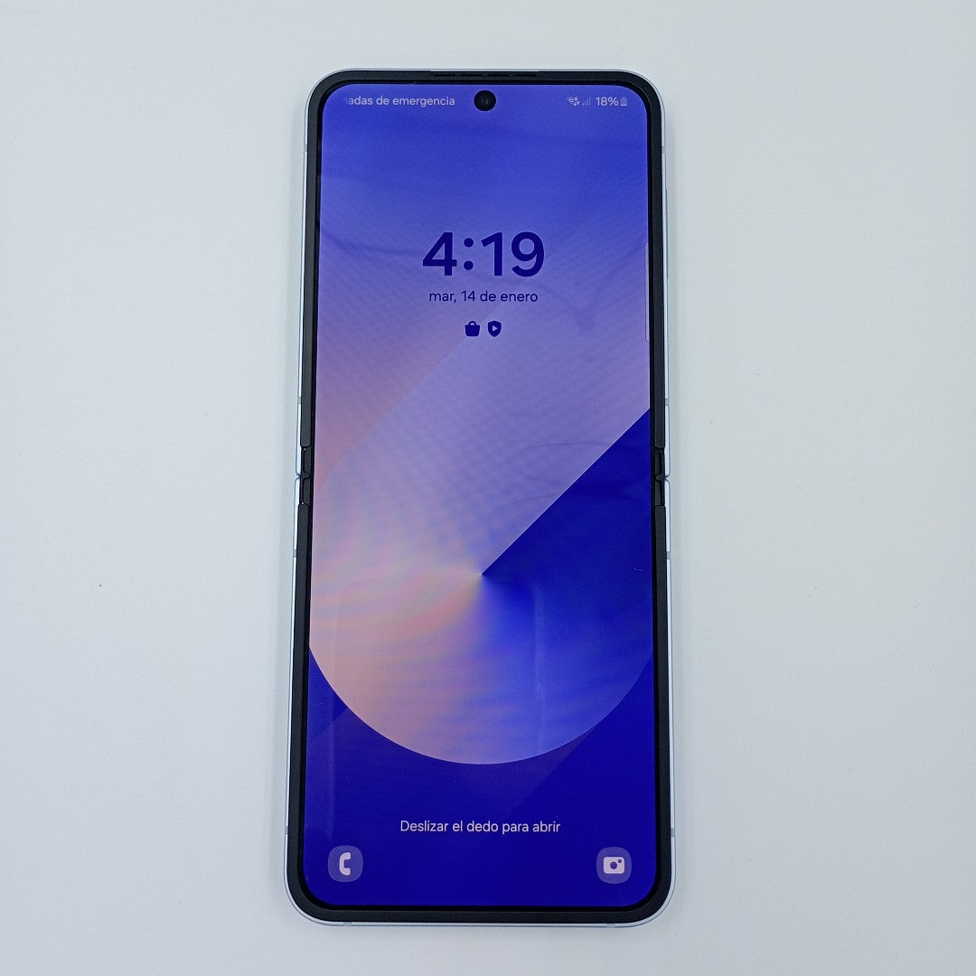 CELULAR SAMSUNG GALAXY Z FLIP 6 SM-F741B 256 GB 12 GB RAM (SEMINUEVO)