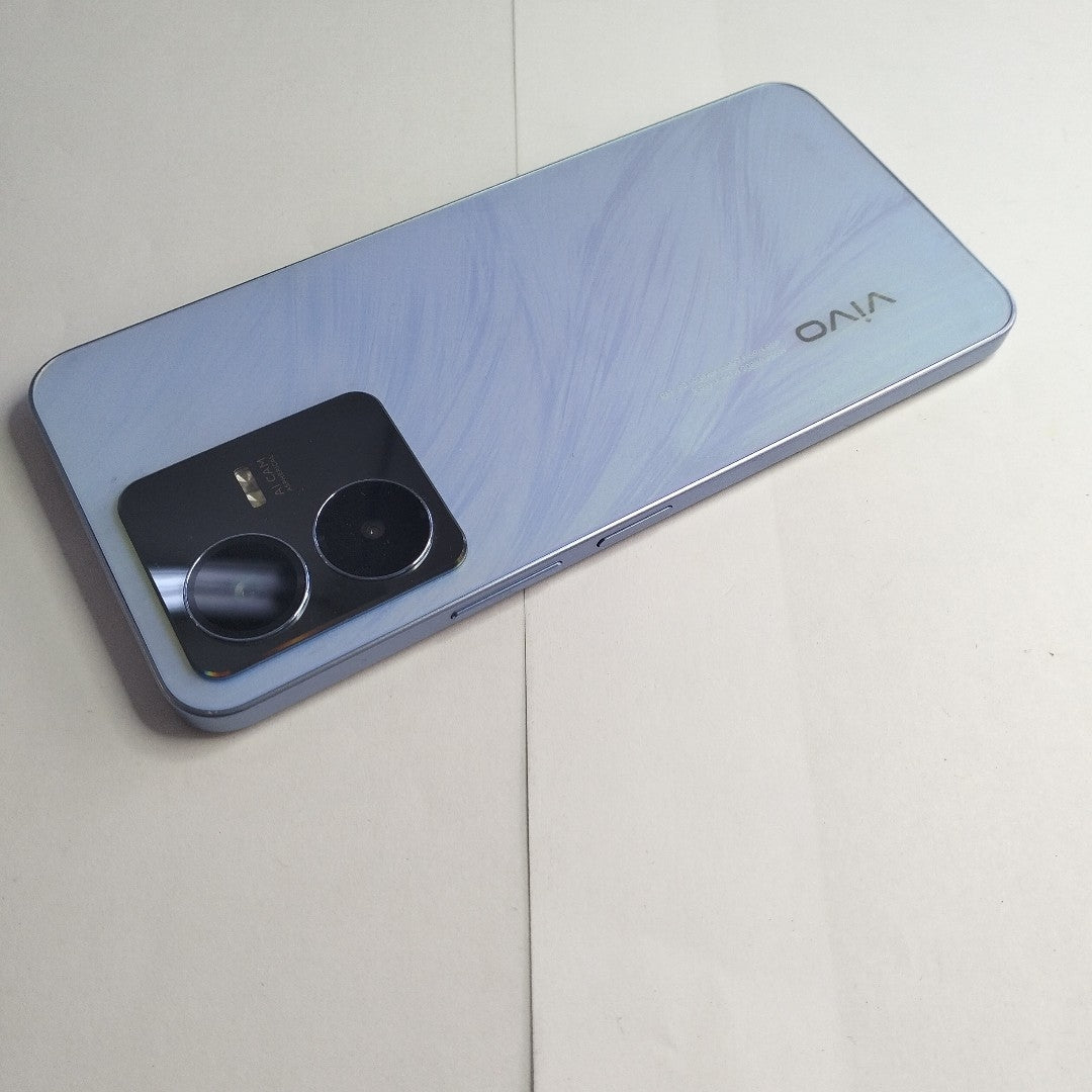CELULAR VIVO Y22S V2206 128 GB 4 GB RAM (SEMINUEVO)