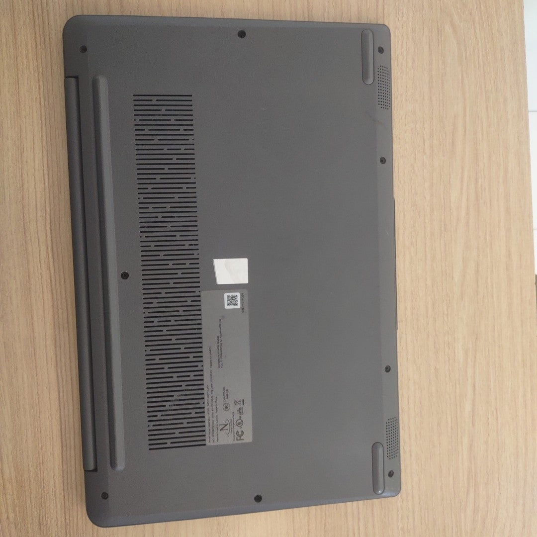 LAPTOP LENOVO IDEAPAD 3 14ITL6 (2022) 512 GB SSD 8 GB RAM (SEMINUEVO)