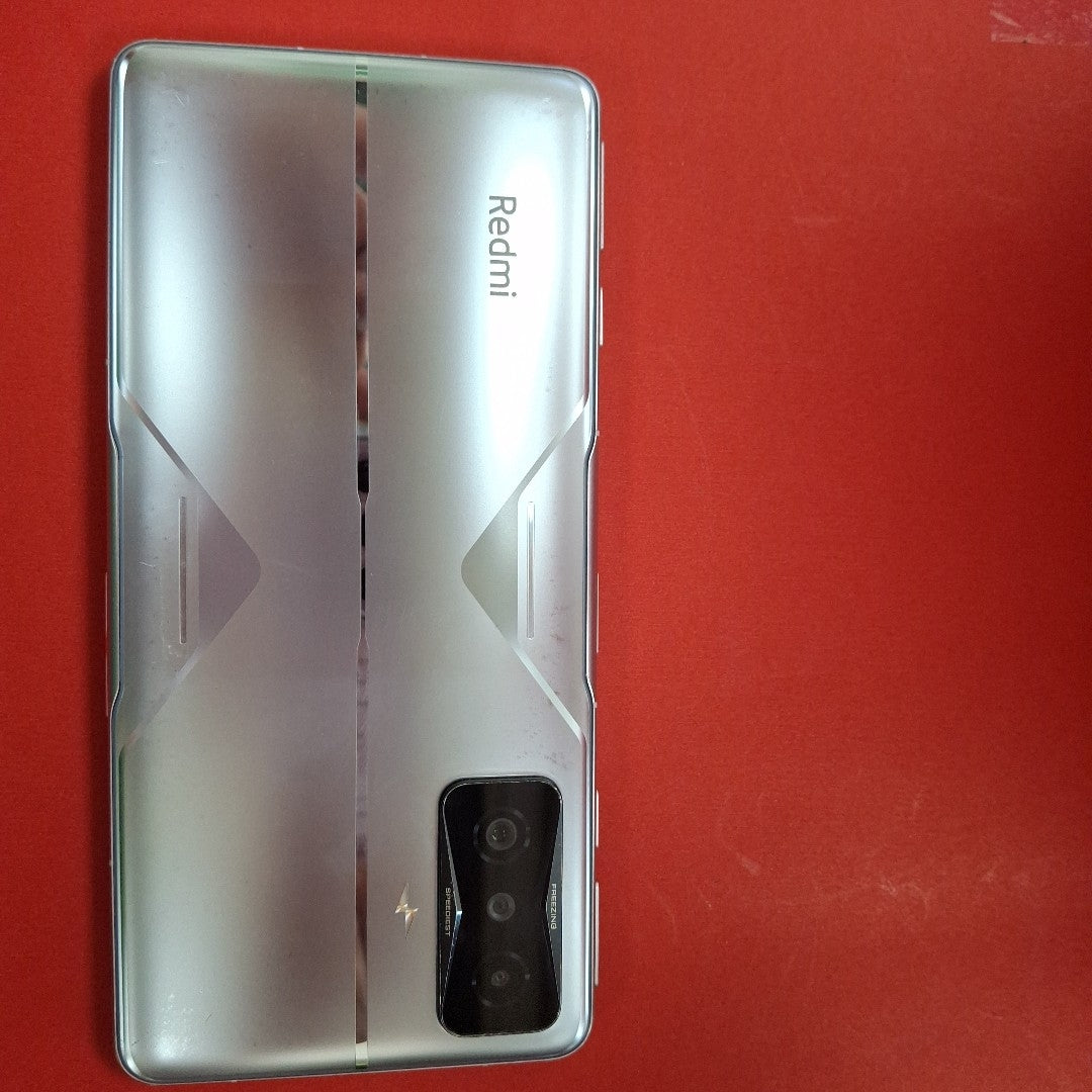 CELULAR XIAOMI POCO F4 GT 21121210G 256 GB 12 GB RAM (SEMINUEVO)