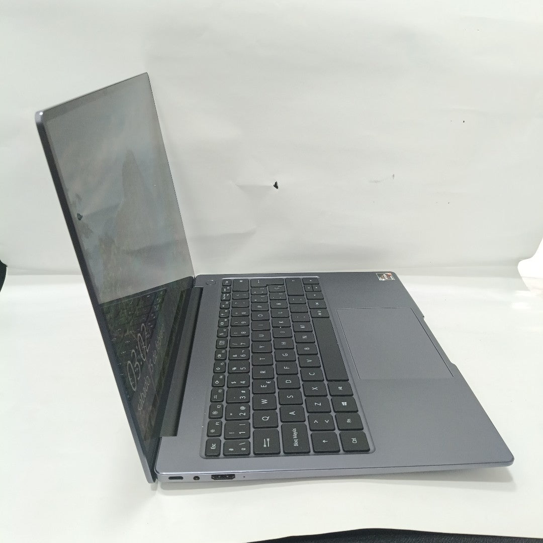 LAPTOP HUAWEI MATEBOOK 14 KLVL-WDE9Q (2020) 512 GB SSD 8 GB RAM (SEMINUEVO)